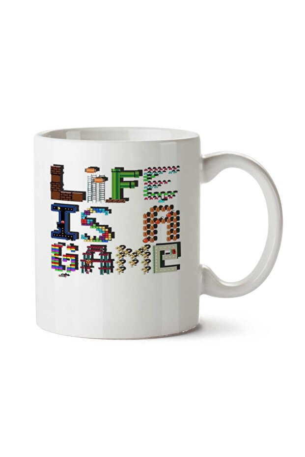 كوب مطبوع على الجانبين من Life is a Game