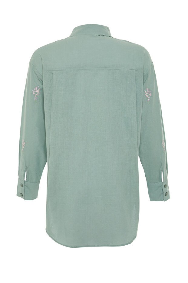 Haki Çiçek Nakış Detaylı Pamuklu Oversize Geniş Kesim Dokuma Gömlek TWOSS22GO0246 - 9
