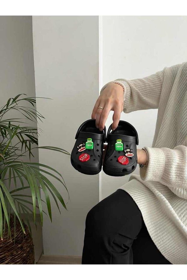 Girls Boys Kids 6 Pieces Cross Jibbitz Ornate Gift Closed Front Garden Pool Daily Sandals Slippers