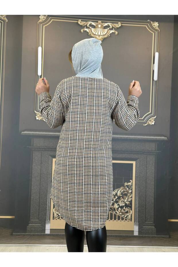 سترة شتوية ملونة بغطاء للرأس - 2