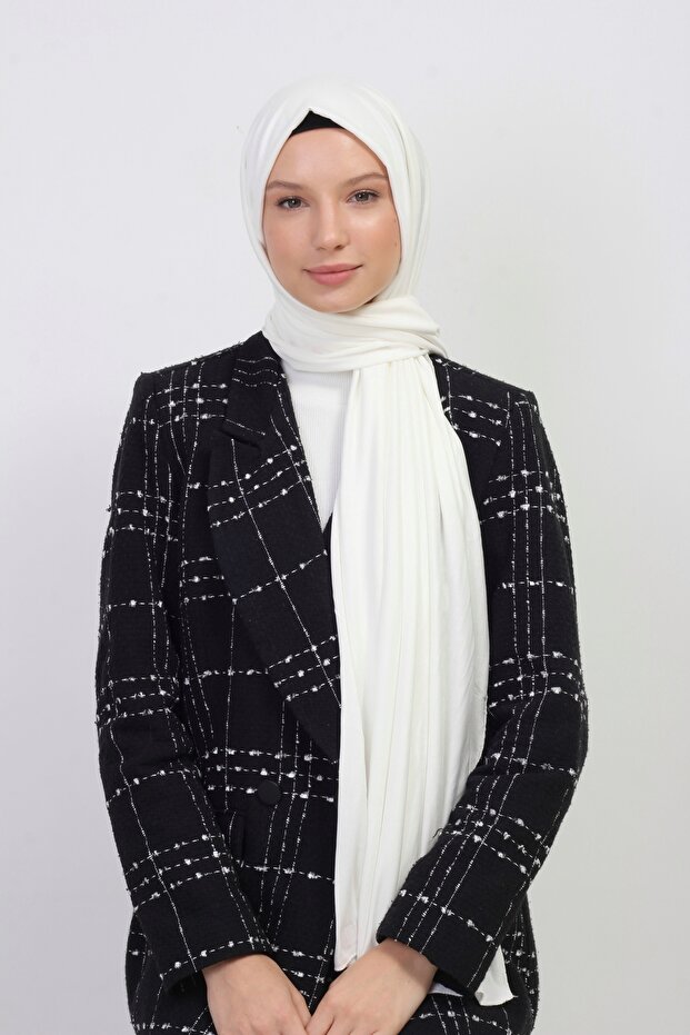 الحجاب بتمشيط شال إكرو