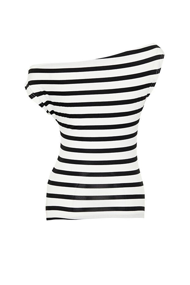 Siyah Kayık Yaka Fitted Viskoz/Yumuşak Kumaşlı Esnek Örme Bluz TWOSS24BZ00090 - 8