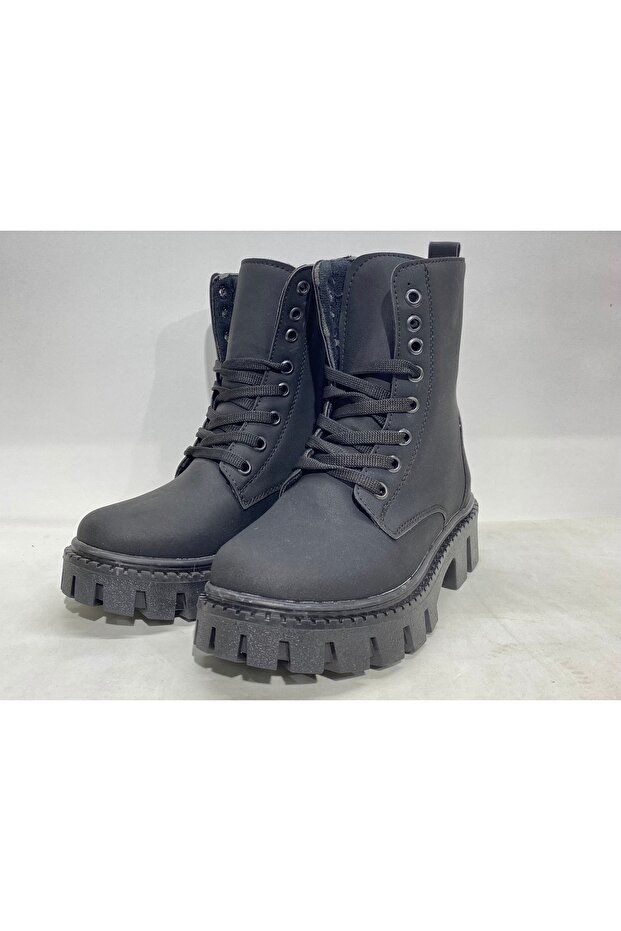 Siyah kalın taban postal bot - 1