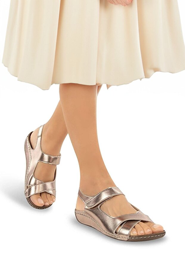 Capella Women's Platinum Anatomical Daily Sandals