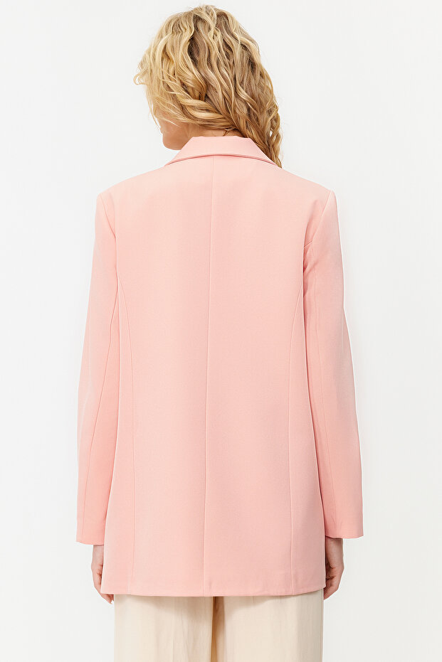 Tkana marynarka typu oversize w kolorze brudnego różu, zapinana na guziki TWOAW22CE0167 - 6