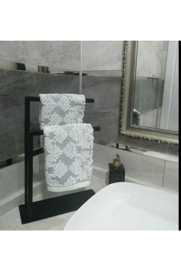 Siyah Ferforje Döküm Malzeme Sağlam Devrilmez Set Üstü Havluluk - 1