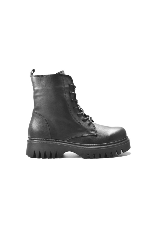 22BK11.67 Genuine Leather Black Thick Sole Women's Boots