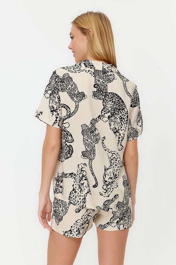 Krem Kaplan Desenli Viskon Şortlu Dokuma Pijama Takımı THMSS24PT00011 - 6