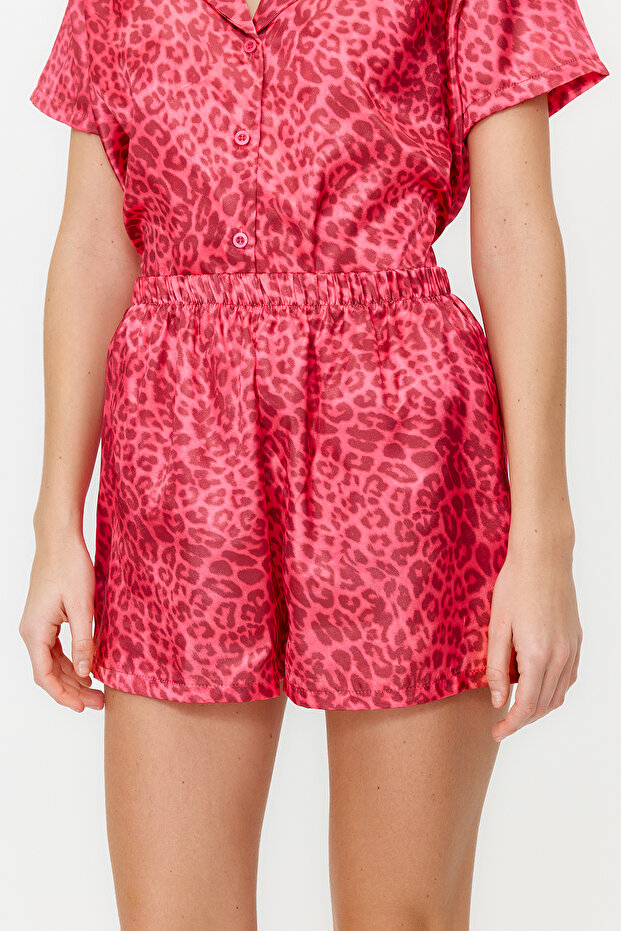 Pembe Çok Renkli Leopar Desenli Saten Şortlu Dokuma Pijama Takımı THMSS20PT0158 - 7