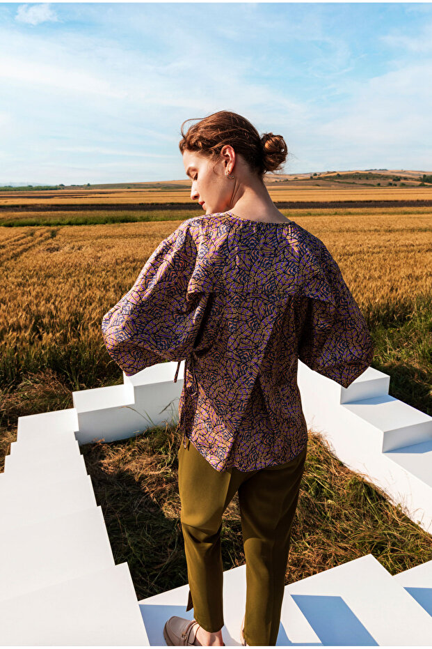 بلوزة منقوشة مزدوجة الصدر - 2