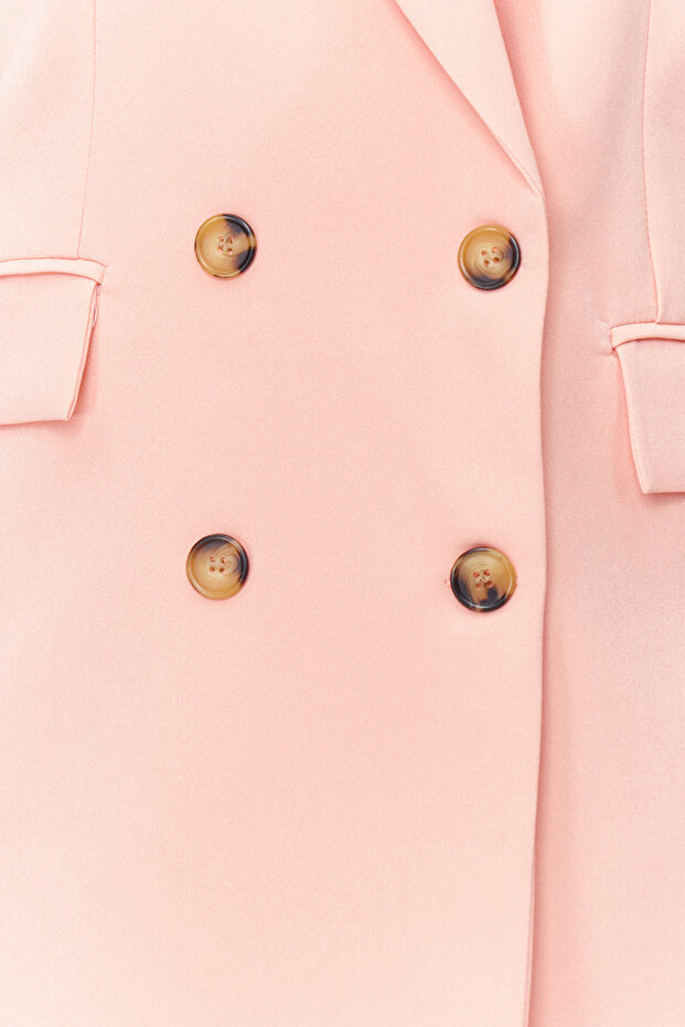 Tkana marynarka typu oversize w kolorze brudnego różu, zapinana na guziki TWOAW22CE0167 - 4