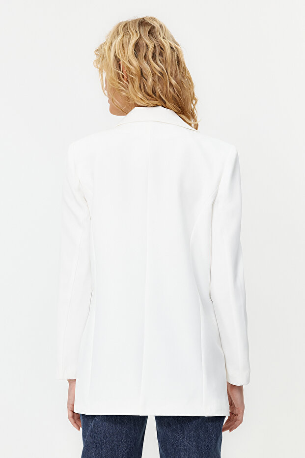 Beyaz Oversize Astarlı Düğmeli Dokuma Blazer Ceket TWOAW22CE0167 - 6