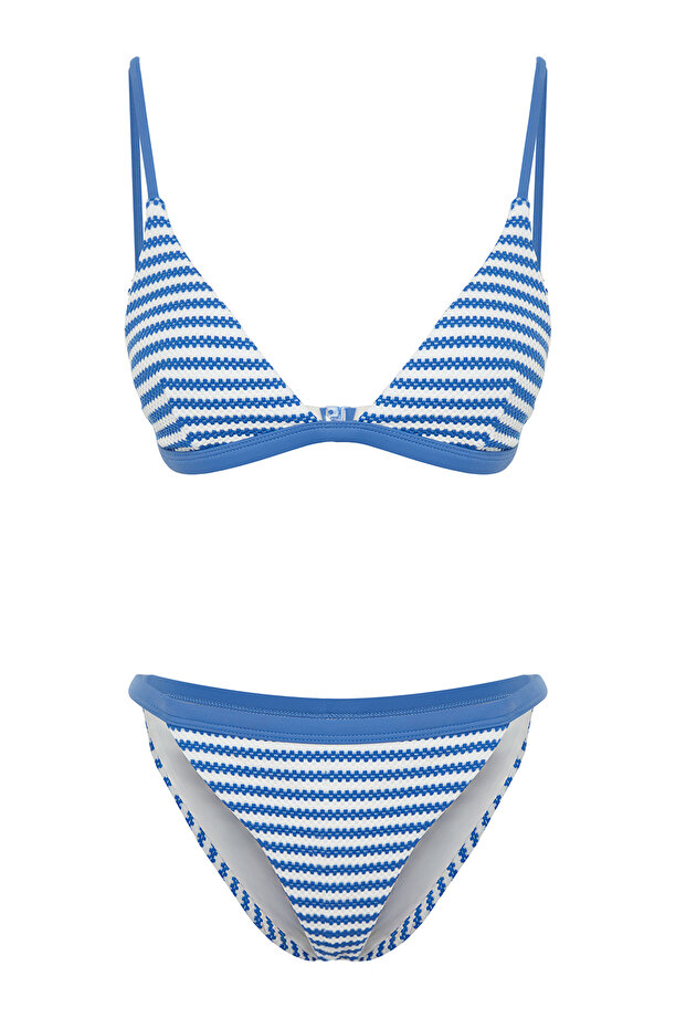 Çizgili Dokulu Üçgen Kaplı Regular Normal Bel Bikini Takımı TBESS24BT00060 - 6