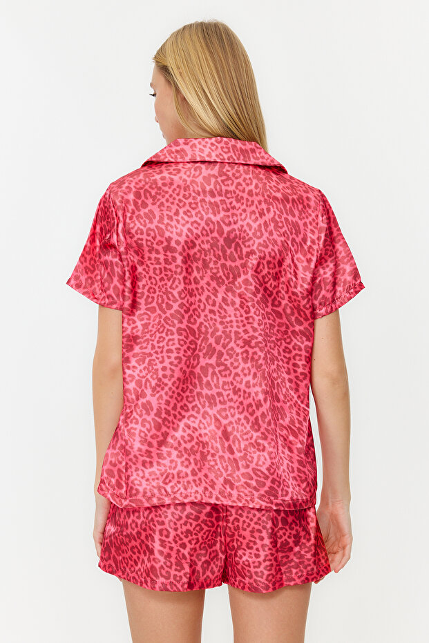 Pembe Çok Renkli Leopar Desenli Saten Şortlu Dokuma Pijama Takımı THMSS20PT0158 - 8