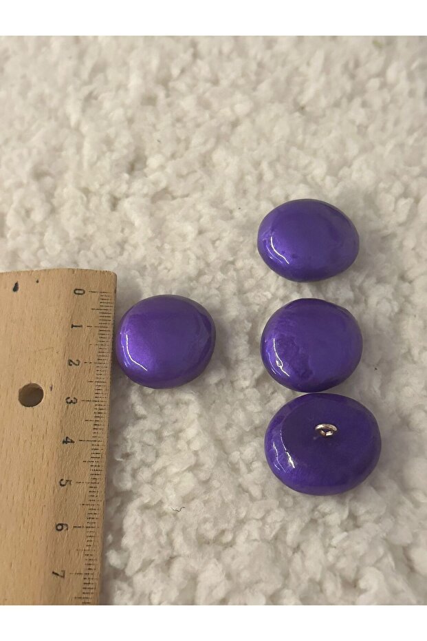 design round form pearlescent purple 4-piece button set - 3