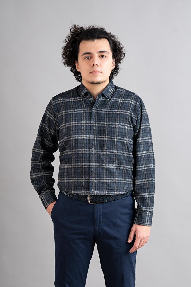 Double Pocket Comfortable Cut Winter Men's Shirt