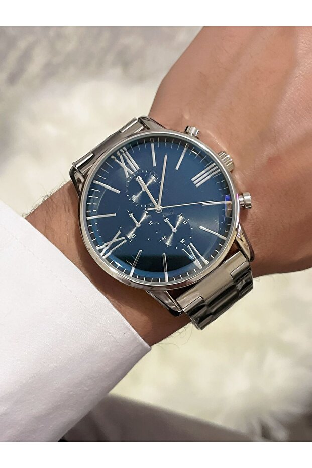 Stylish Steel Cord Men's Wrist Watch with Roman Numerals