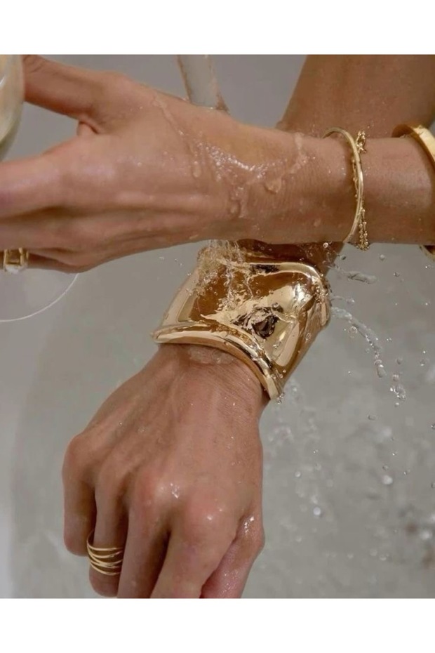 سوار أصفاد سميك من Tiff Bone - 2