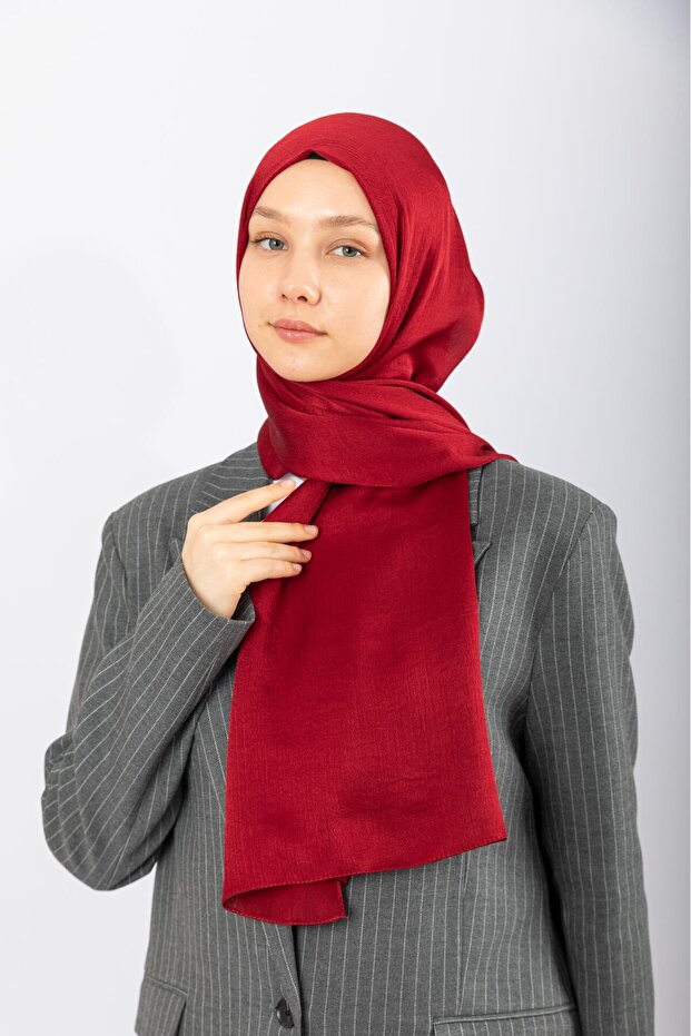 Satin Crinkle Shawl