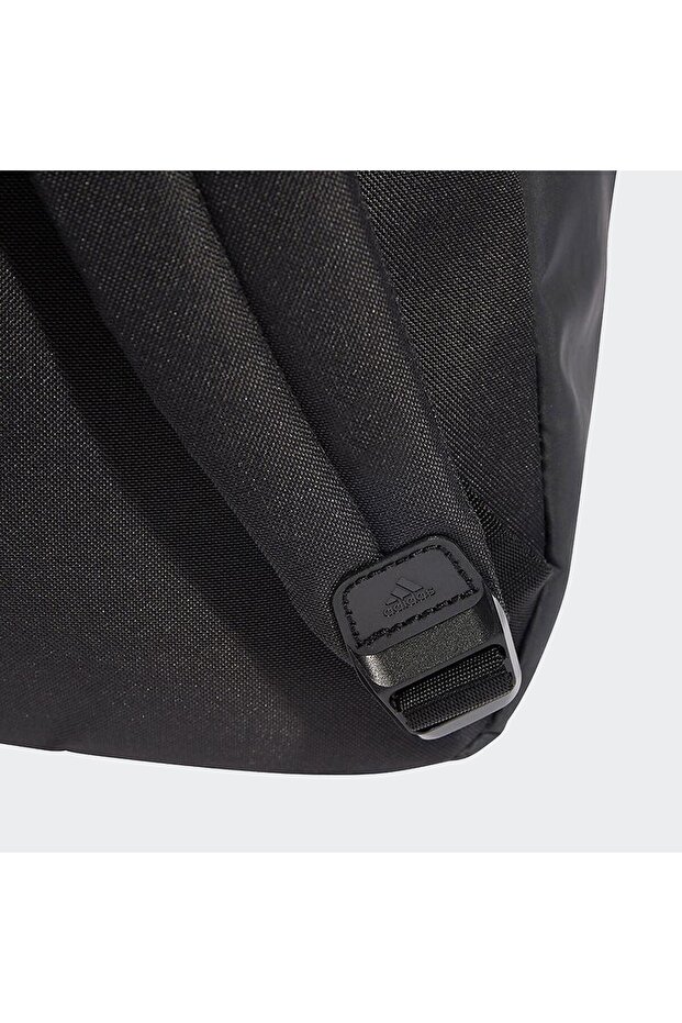 Classic Backpack - 5