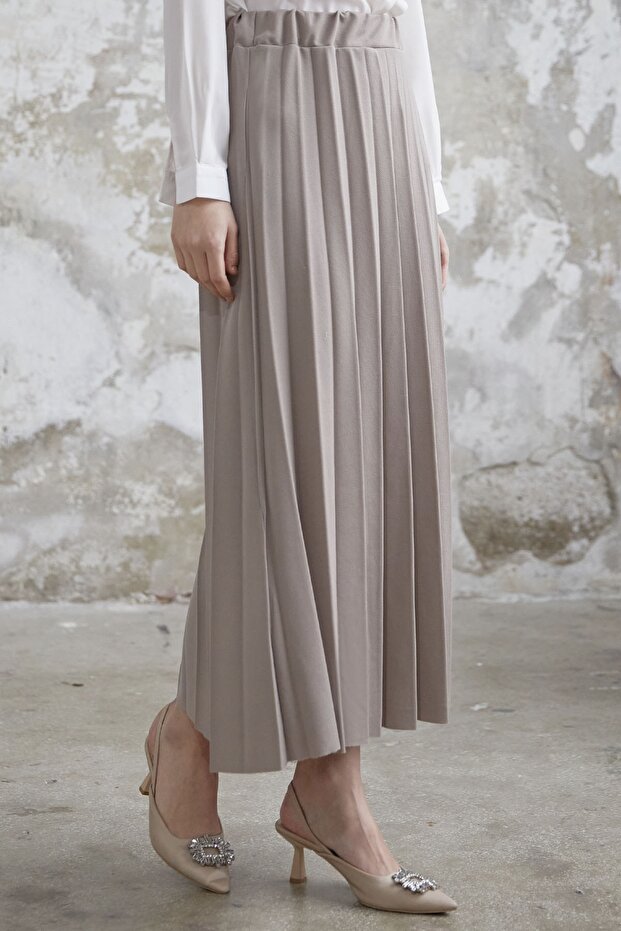Luisa Elastic Waist Pleated Skirt - Dark Beige