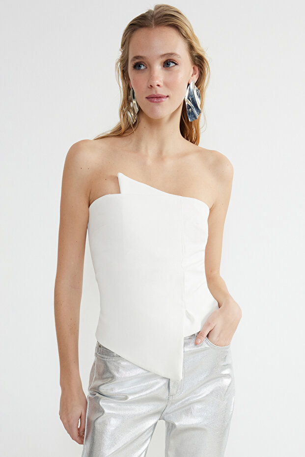 Bridal White Body-Hugging Woven Bustier TPRSS24BZ00008