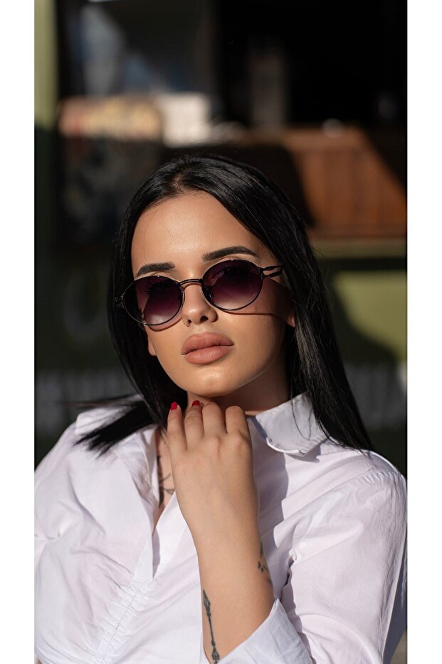 Women's Sunglasses Oval Design Black Frame Black Glass
