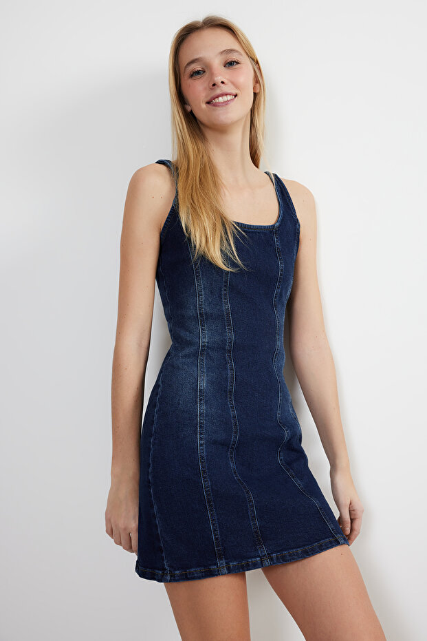 Mavi Dikiş Detaylı Fitted/Vücuda Oturan Mini Comfort/Esnek Denim Elbise TWOSS24EL00284 - 9
