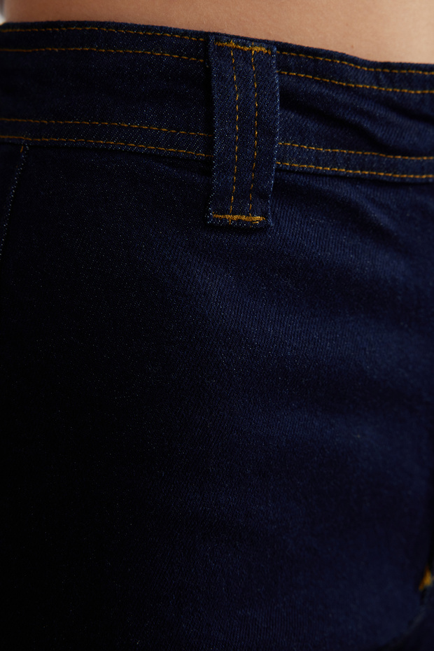 Mavi Fitted Dikiş Detaylı Yüksek Bel Denim Şort TWOSS24SR00015 - 5