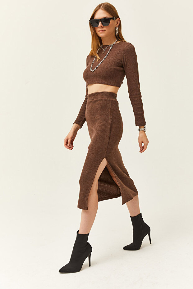 Women's Brown Slit Skirt Thick Ribbed Raised Set TKM-19000252