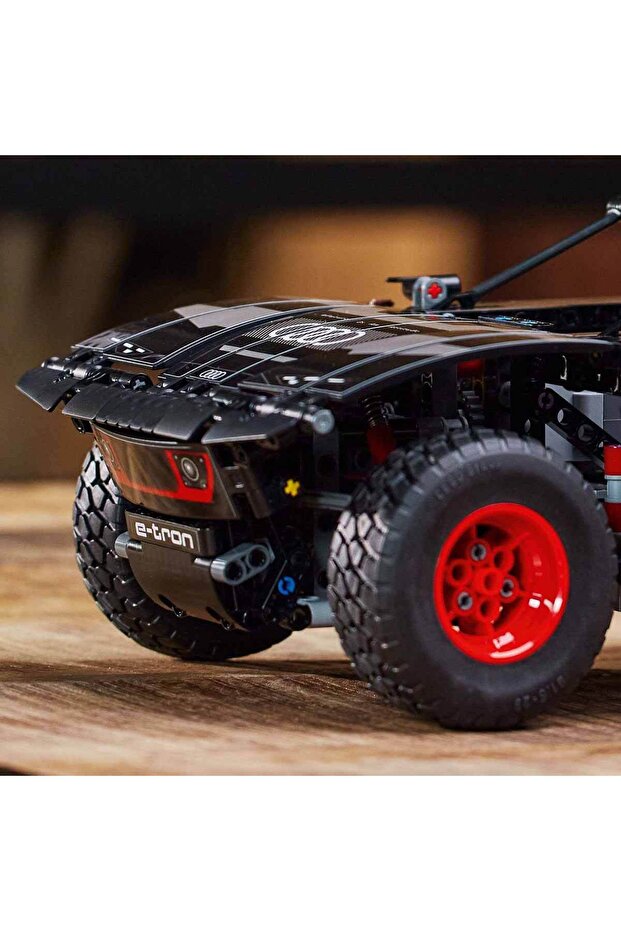 Technic Audi RS Q e-ron 42160 - 7