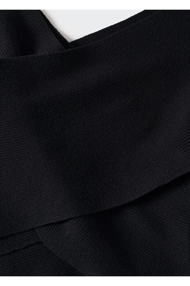 Schwarzer Damenpullover 37093842 - 7