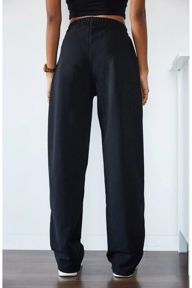 Relaxed Cut Sweatpants - 6