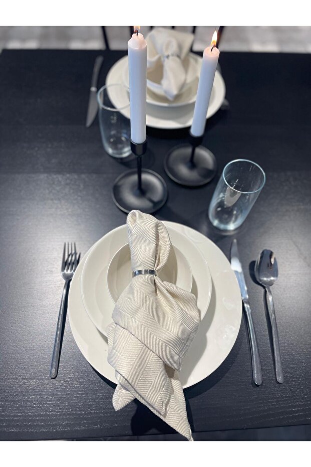 Herringbone Pattern Napkin 4-Pack - 1