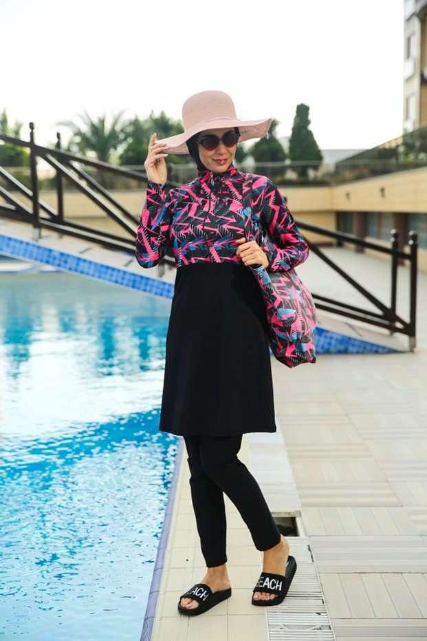 FULLY COVER LYCRAL TESETURY SWIMSUIT