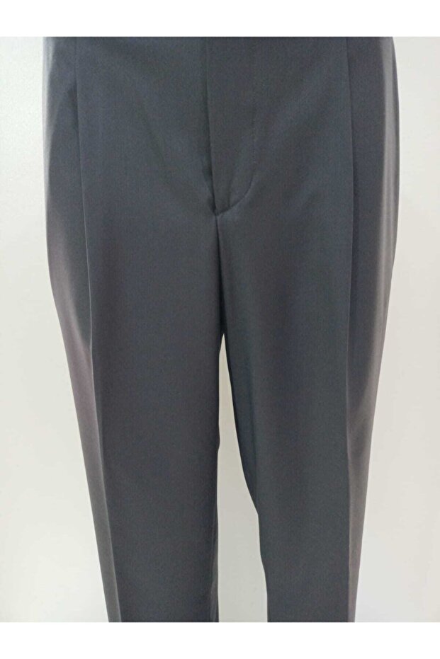 Single Pleated Relaxed Fit Men's Fabric Pants