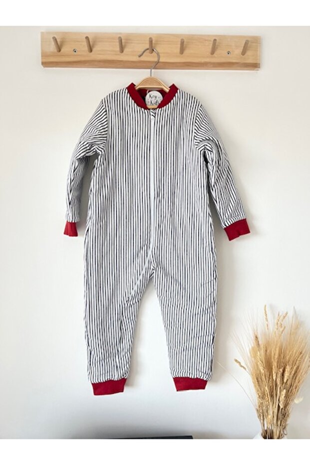 Black Vertical Striped Cotton Leged Children's Sleeping Bag