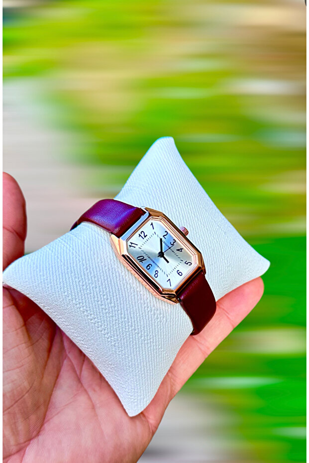 ساعة يد تناظرية - 1