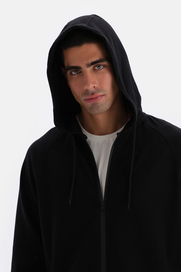 Siyah Kapüşonlu Fermuarlı Sweatshirt - 4