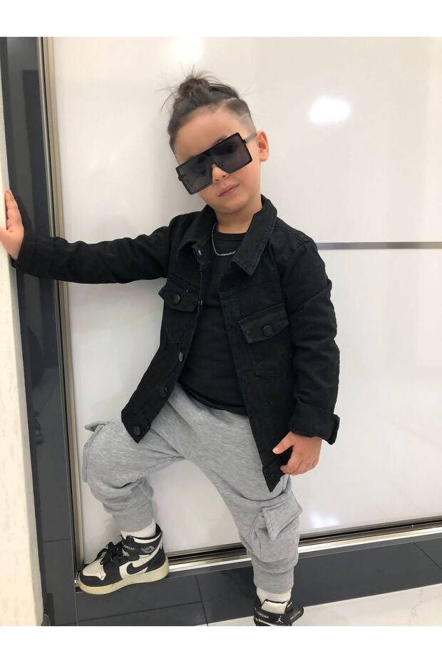 طقم من قطعتين مع سترة جينز - 1