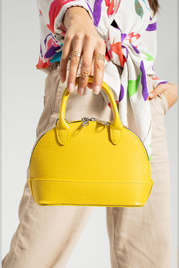 D model mini şişe çapraz askılı kutu - 4