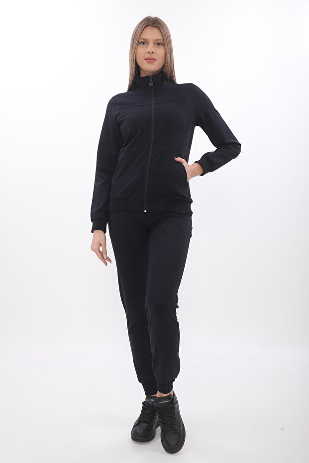 Women's Hoodless Zippered 2 Thread Set