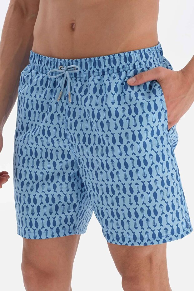 شورت سباحة متوسط الحجم بنمط هيكل السمكة باللون الأزرق - 4