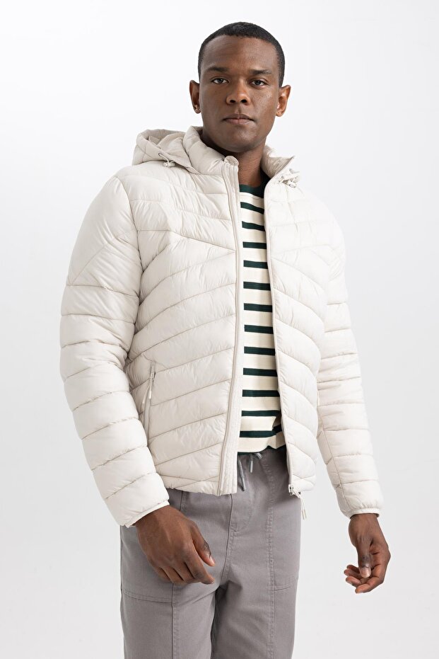 Fit Water Repellent Slim Fit Pufferjacke mit Kapuze A3034ax23au - 1