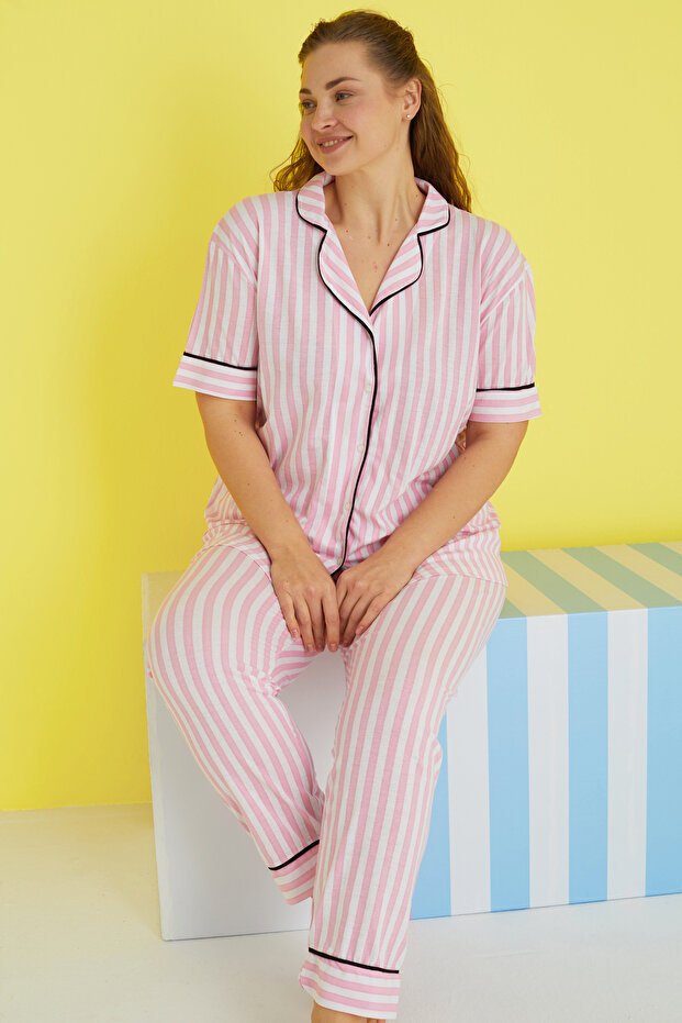 pink and white line pattern Curve Large Size Oversize Buttoned Piping Pajama Set - 1