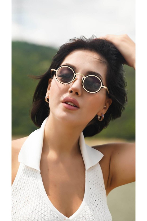 Women's Sunglasses Round Gold Black Frame Black Glass