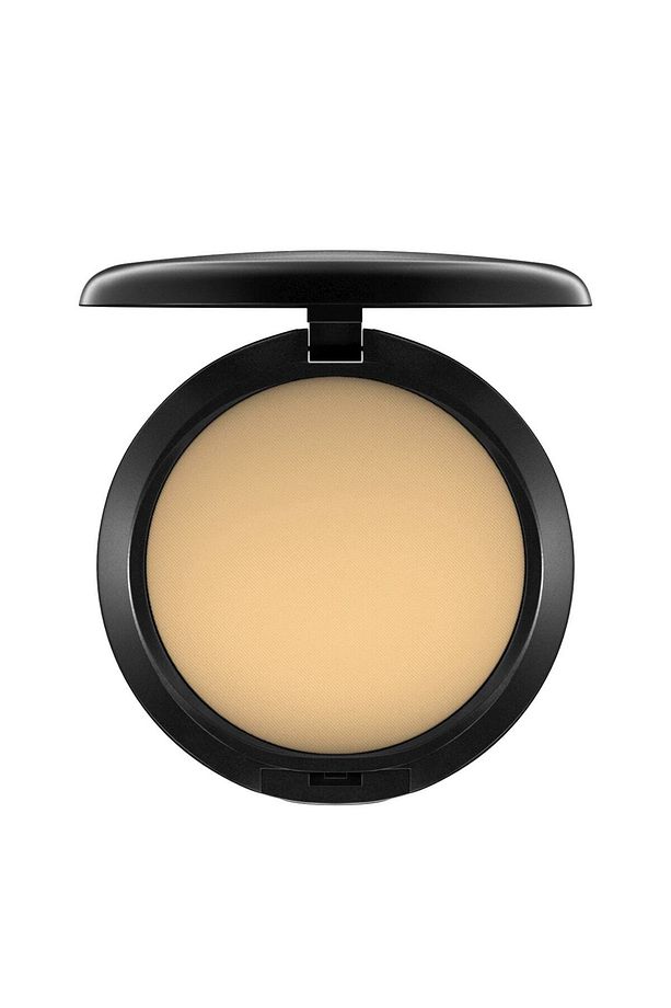 Studio Fix Powder Plus Orta-yüksek Kapatıcılık Mat Bitişli Pudra Fondöten C40 - 15g - 2