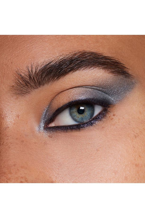 Parlak Uzun Süre Kalıcı Göz Farı - Extra Dimension Eyeshadow Evening Grey 1.3 G - 4