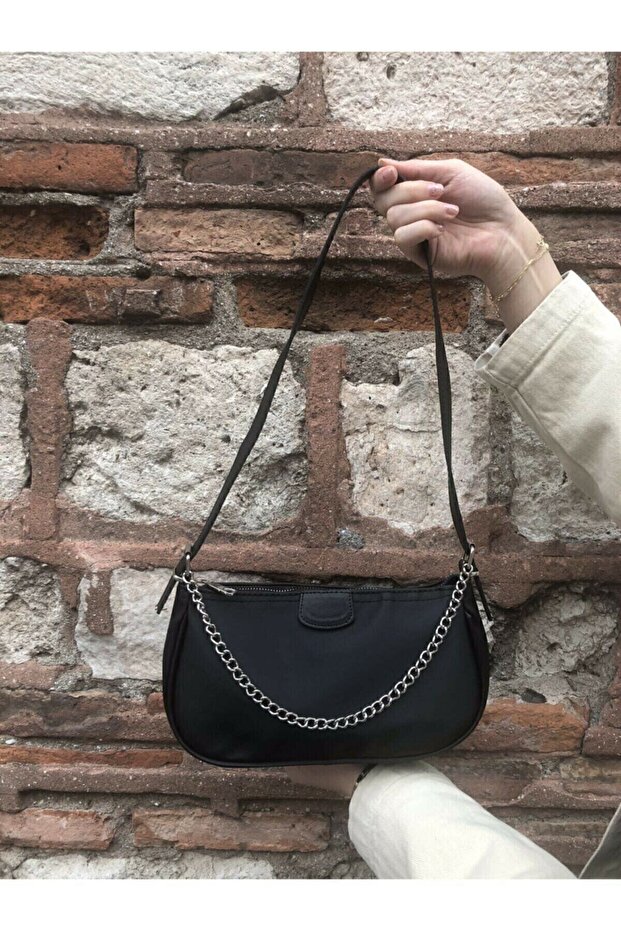Women's Black Thin Chain Baguette Hand And Shoulder Bag