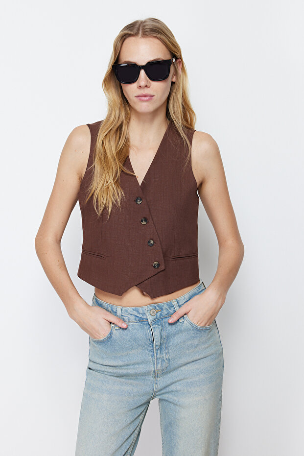 Kahverengi Crop Fitted Dokuma Keten Görünümlü Yelek TWOSS23YE00016 - 3